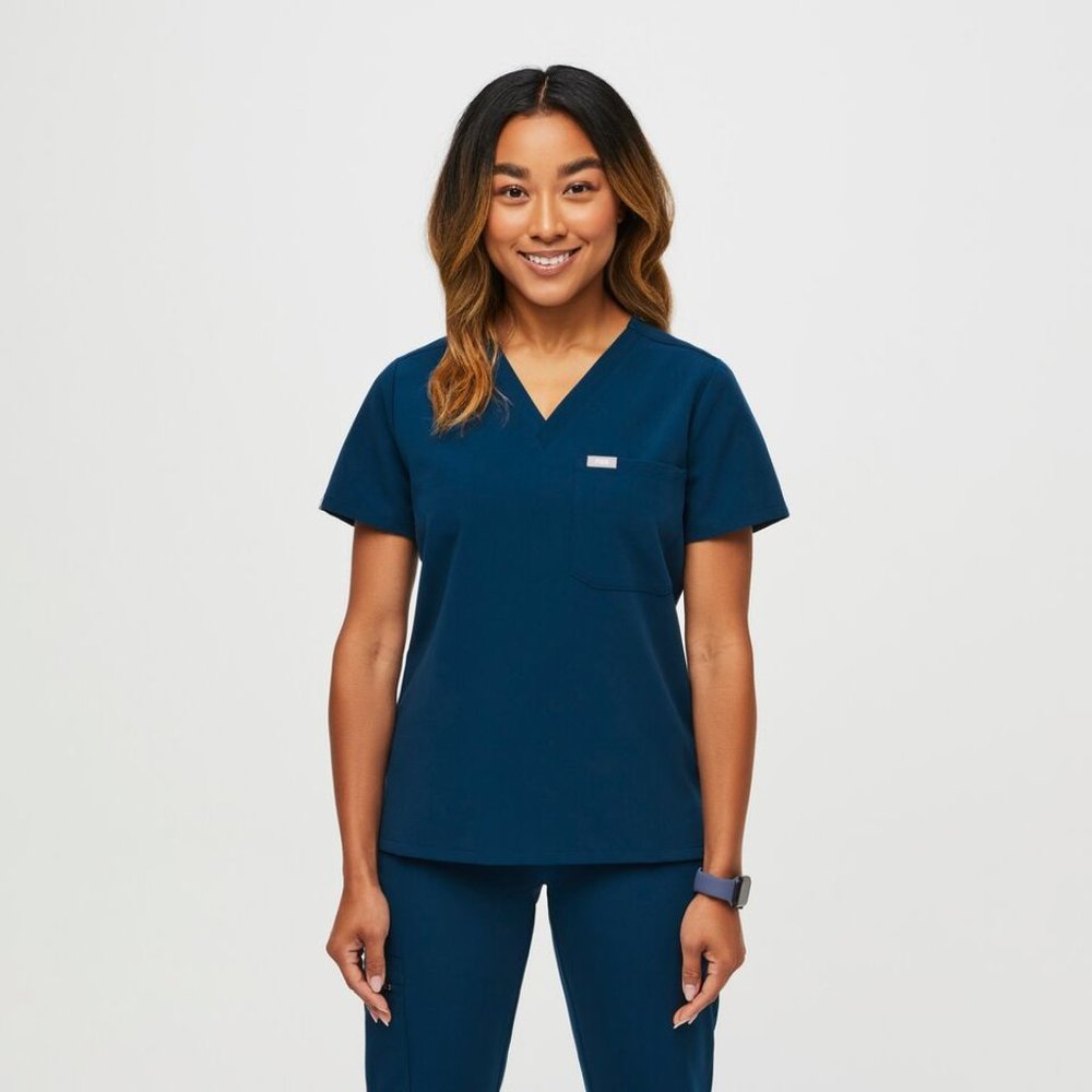 FIGS Catarina One-Pocket Scrub Top Deep Reef XSP